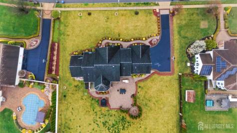 13 Linwood Drive Monroe NJ 08831