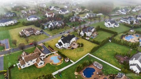 13 Linwood Drive Monroe NJ 08831
