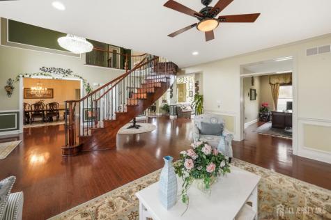 13 Linwood Drive Monroe NJ 08831