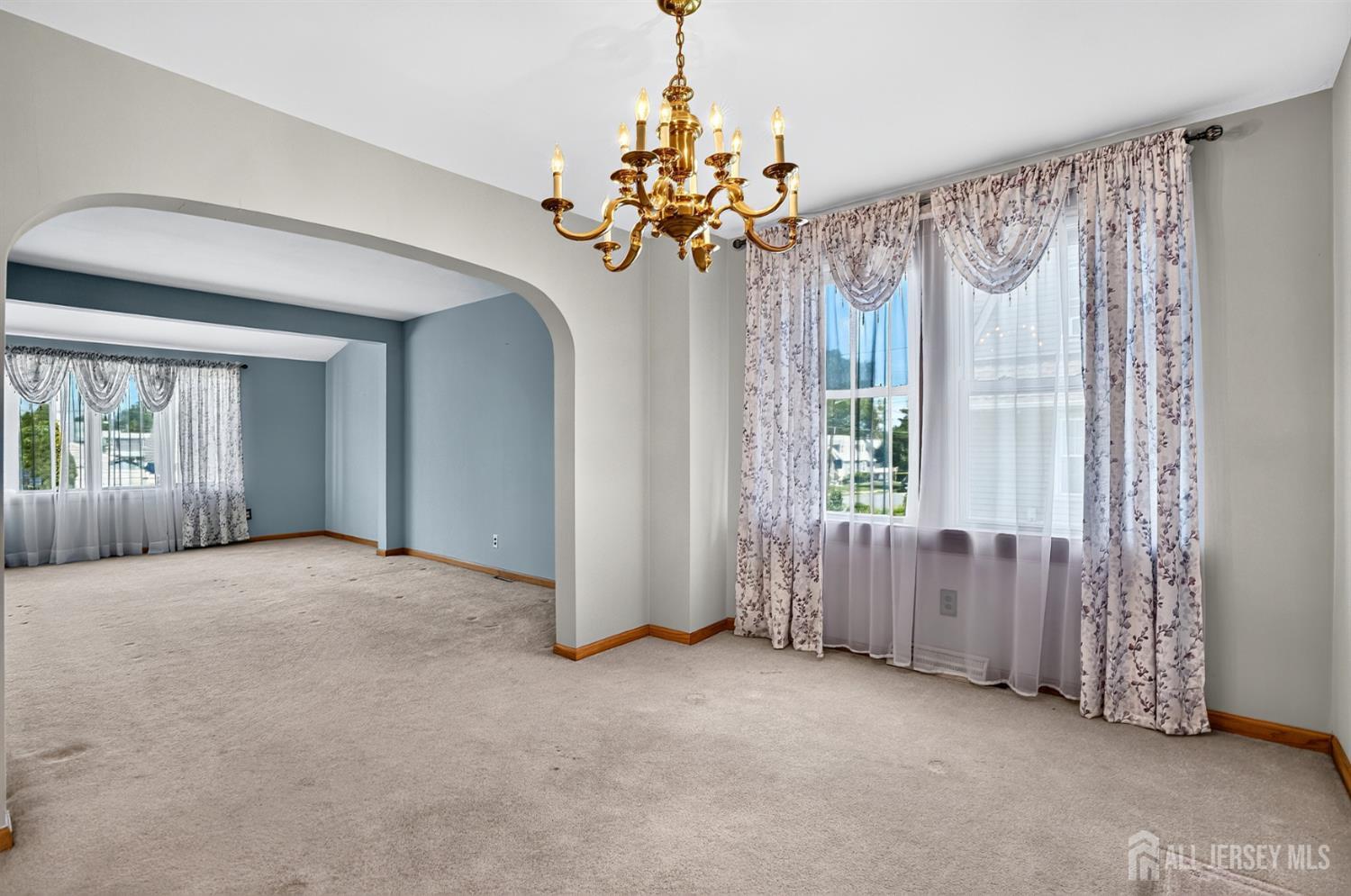 33 Burnet Street Avenel NJ 07001