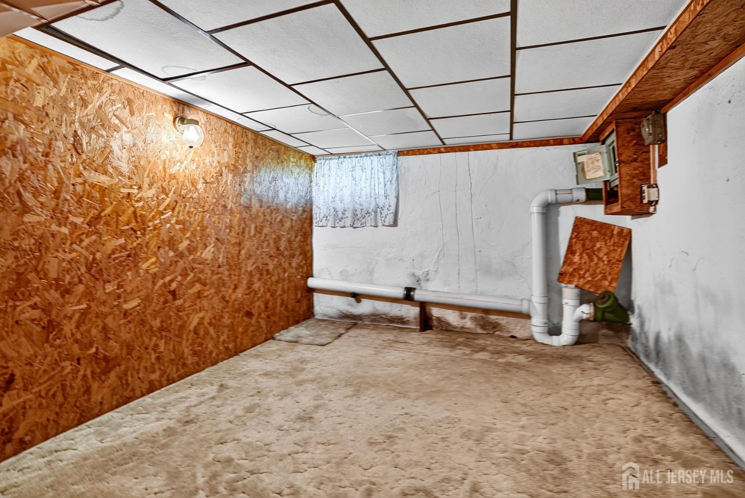 33 Burnet Street Avenel NJ 07001