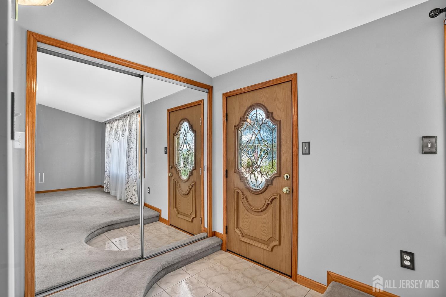 33 Burnet Street Avenel NJ 07001