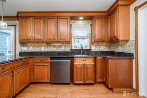 815 Michelle Court Lacey NJ 08734