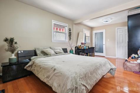 657 Barron Avenue Woodbridge Proper NJ 07095