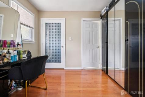 657 Barron Avenue Woodbridge Proper NJ 07095