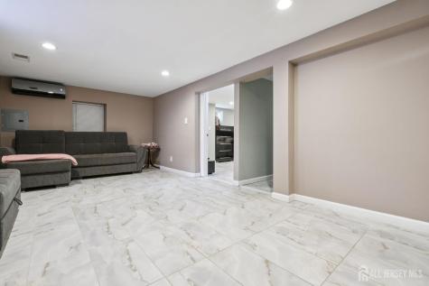 657 Barron Avenue Woodbridge Proper NJ 07095
