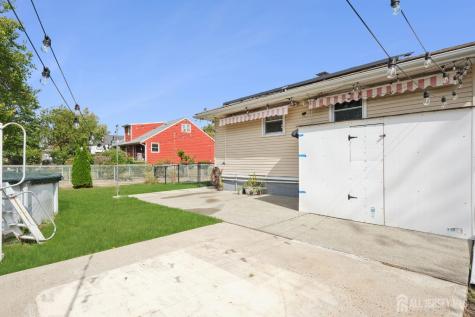 657 Barron Avenue Woodbridge Proper NJ 07095