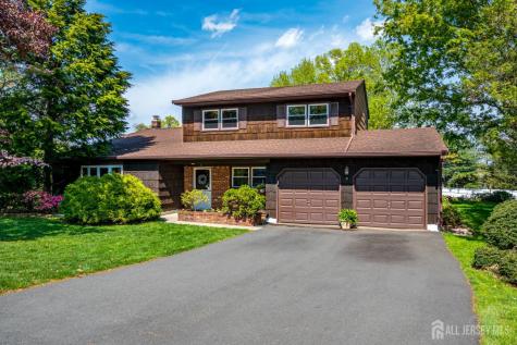 4 Caldwell Court East Brunswick NJ 08816
