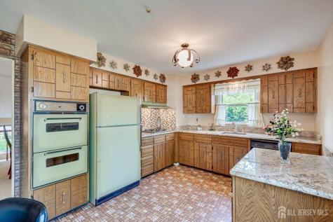 4 Caldwell Court East Brunswick NJ 08816