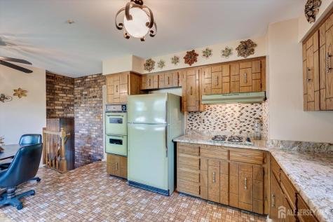 4 Caldwell Court East Brunswick NJ 08816