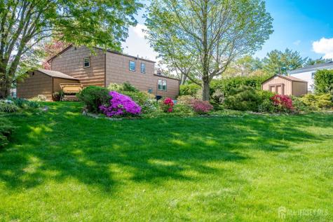 4 Caldwell Court East Brunswick NJ 08816