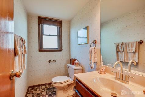 4 Caldwell Court East Brunswick NJ 08816