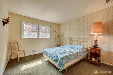 4 Caldwell Court East Brunswick NJ 08816