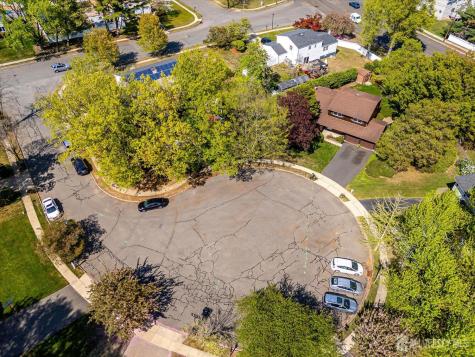 4 Caldwell Court East Brunswick NJ 08816