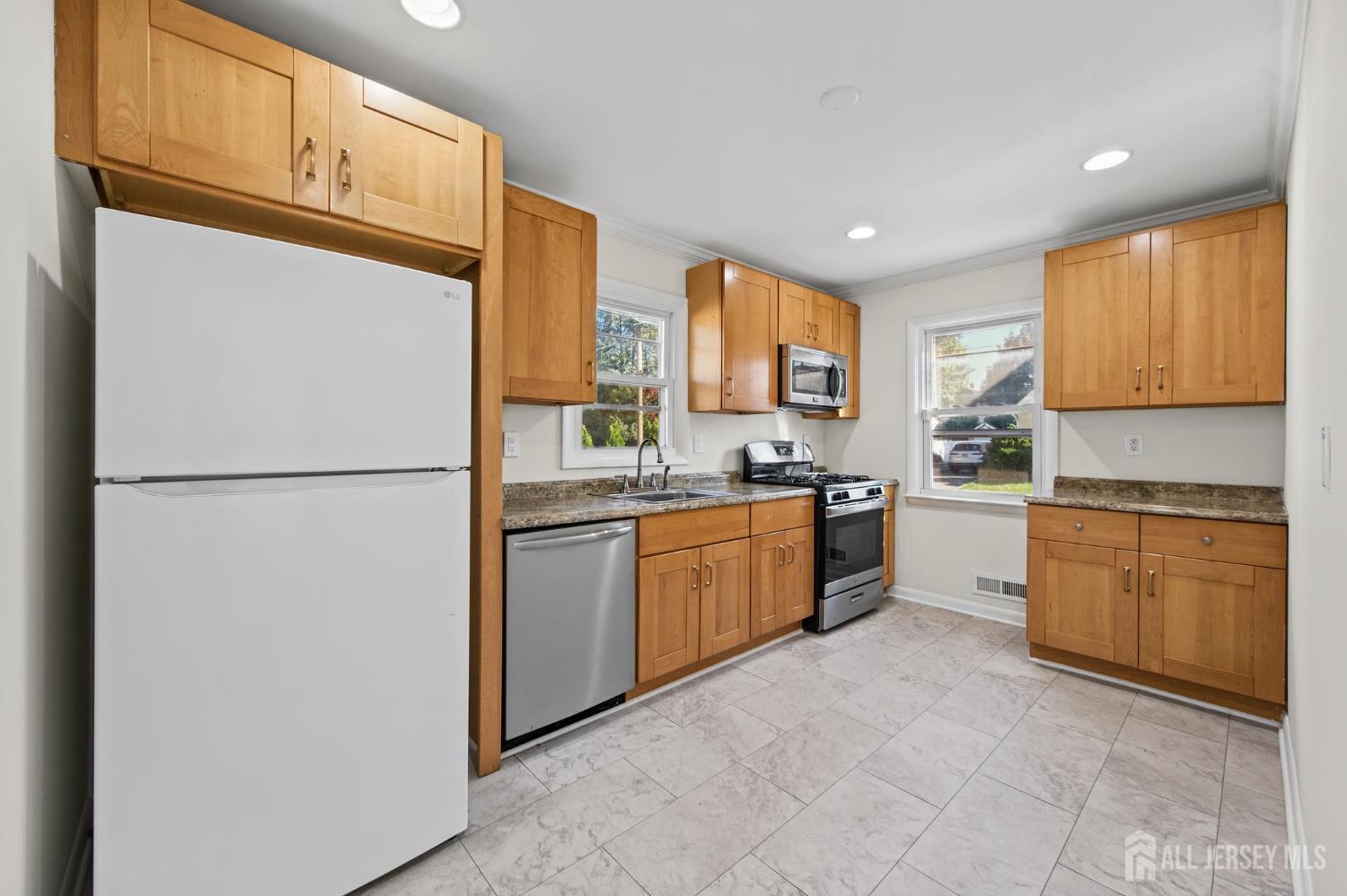 20 Suydam Avenue Edison NJ 08817