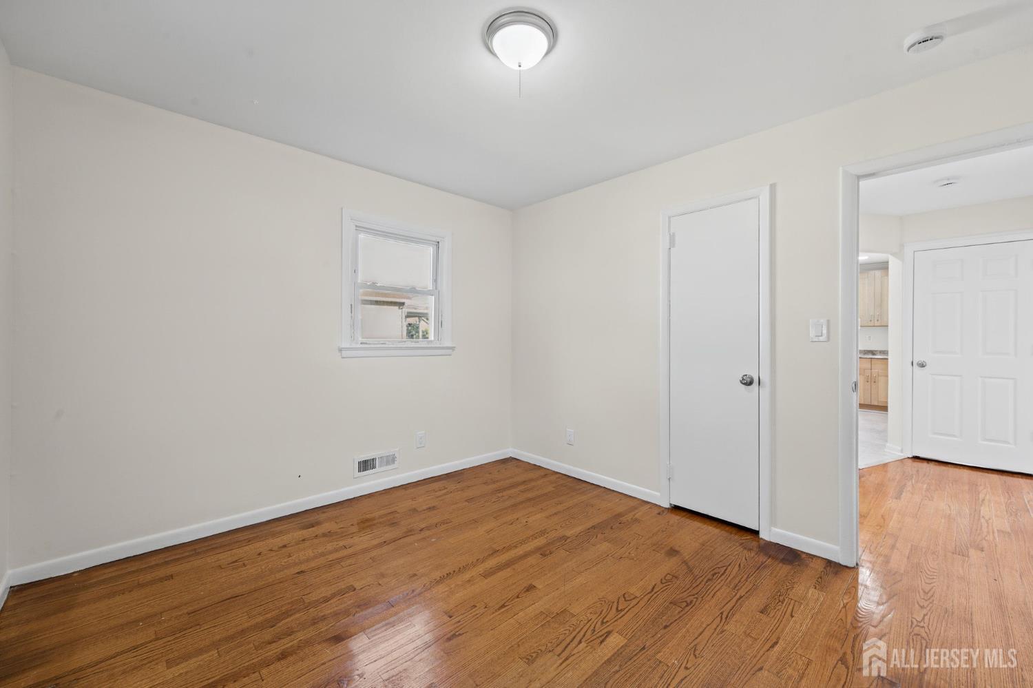 20 Suydam Avenue Edison NJ 08817