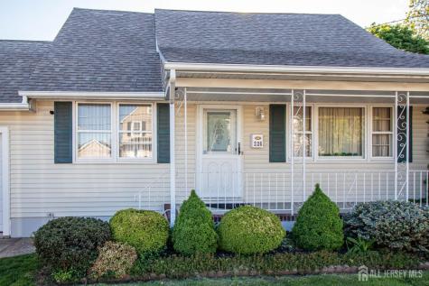 226 S 5th Avenue Manville NJ 08835