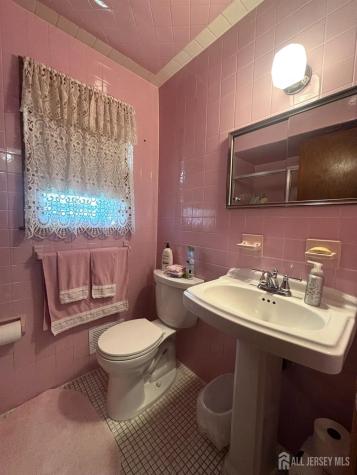 226 S 5th Avenue Manville NJ 08835