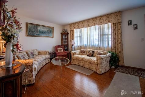 226 S 5th Avenue Manville NJ 08835