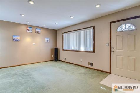 563 Indiero Road Jackson NJ 08527