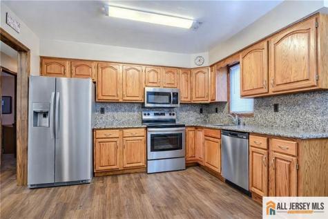 563 Indiero Road Jackson NJ 08527