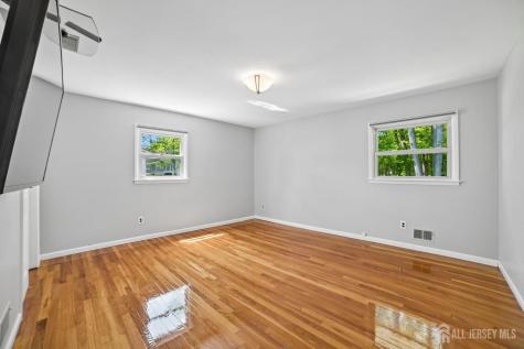 743 Wood Avenue Edison NJ 08850