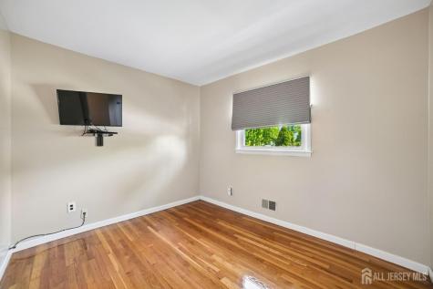 743 Wood Avenue Edison NJ 08850