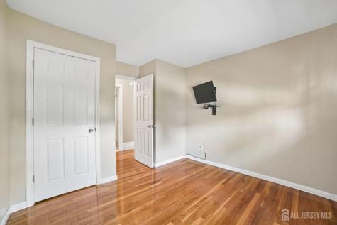 743 Wood Avenue Edison NJ 08850
