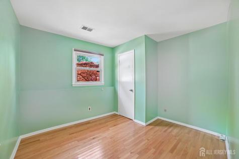 743 Wood Avenue Edison NJ 08850