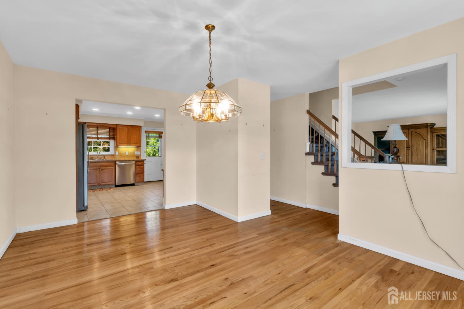 4 Conover Court Edison NJ 08817