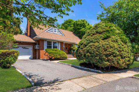 4 Conover Court Edison NJ 08817