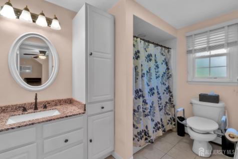 4 Conover Court Edison NJ 08817