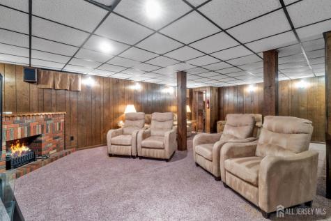 4 Conover Court Edison NJ 08817