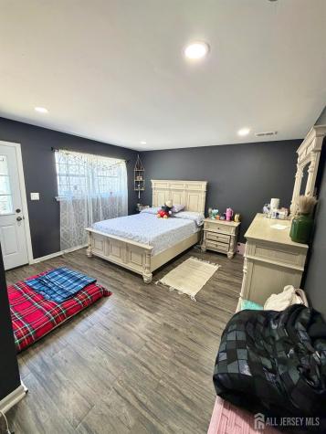 53 Larch Street Carteret NJ 07008
