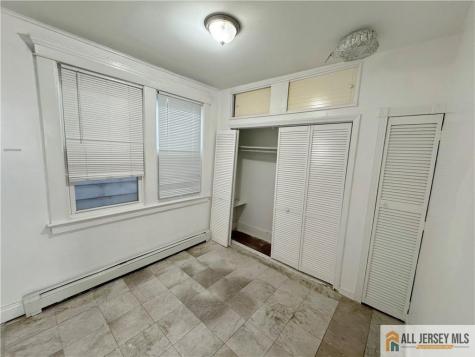 344 Arnold Avenue Perth Amboy NJ 08861