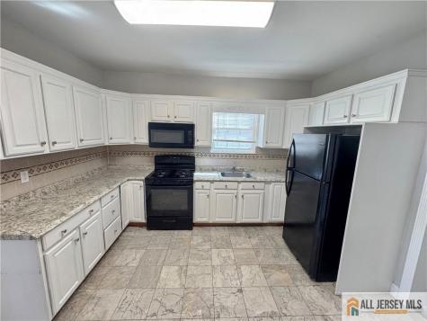 344 Arnold Avenue Perth Amboy NJ 08861