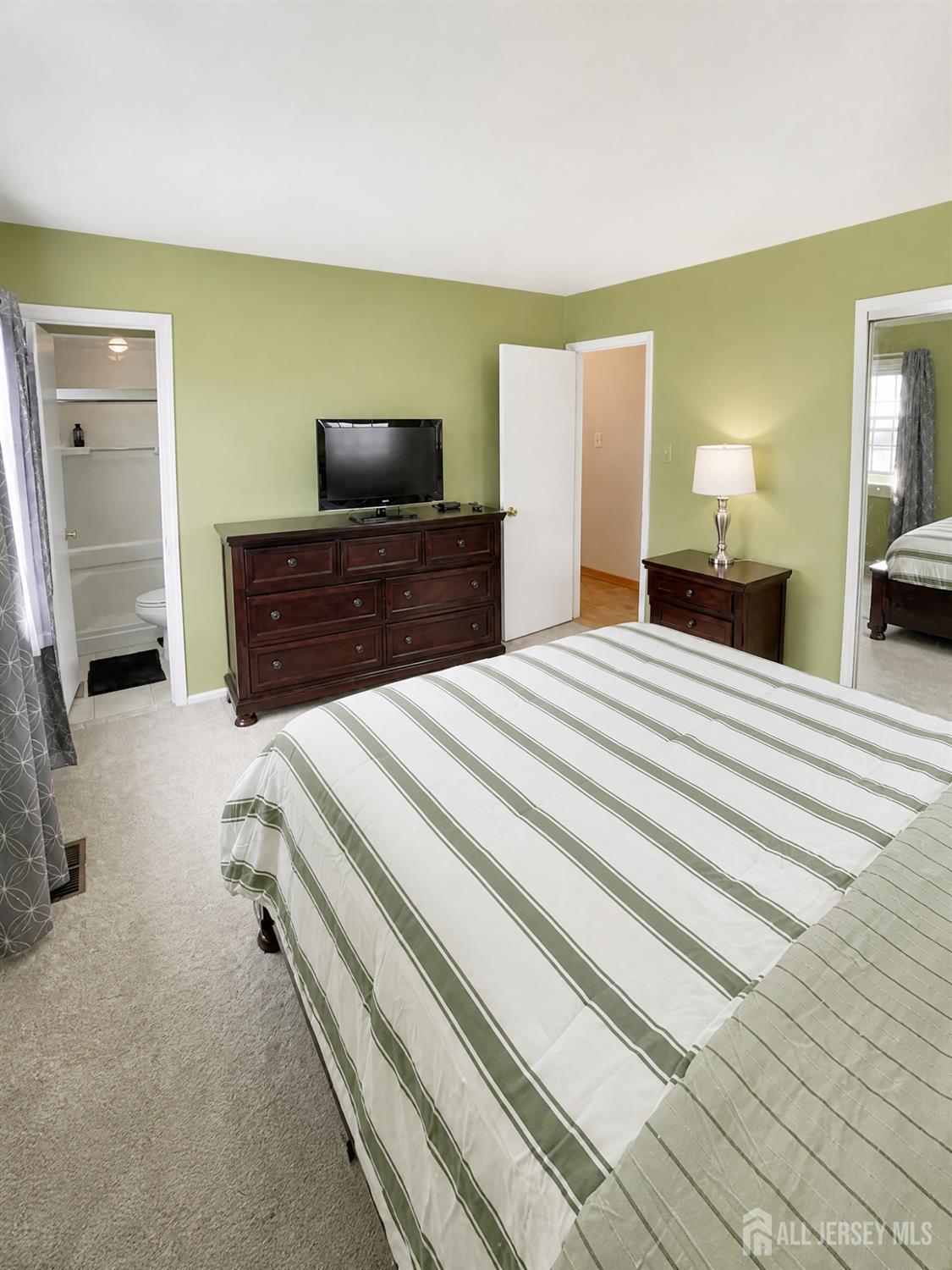 417 Madison Avenue Monroe NJ 08831