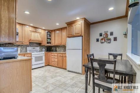 16 Pendleton Place Old Bridge NJ 08857