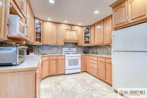 16 Pendleton Place Old Bridge NJ 08857