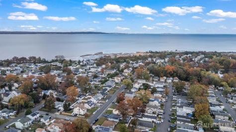 38 Ocean Boulevard Old Bridge NJ 07735