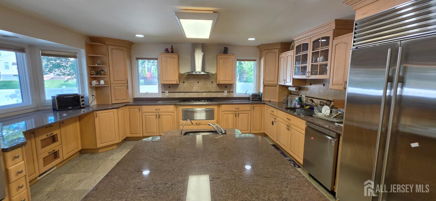 6 Sandra Drive Edison NJ 08820