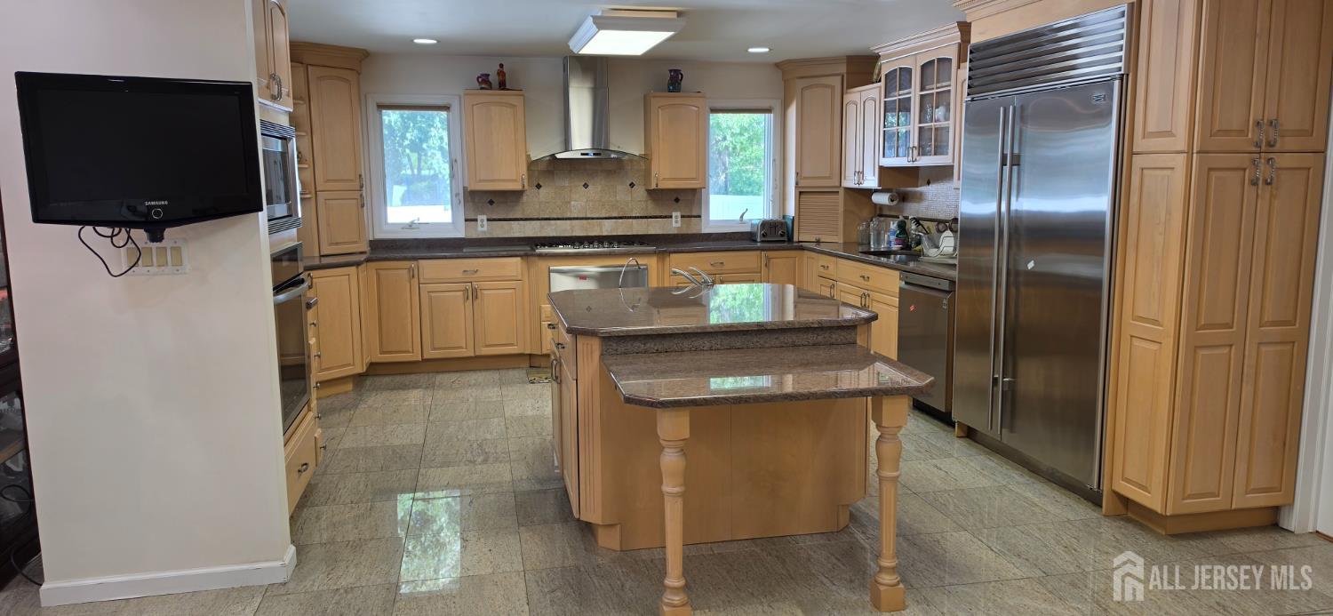 6 Sandra Drive Edison NJ 08820