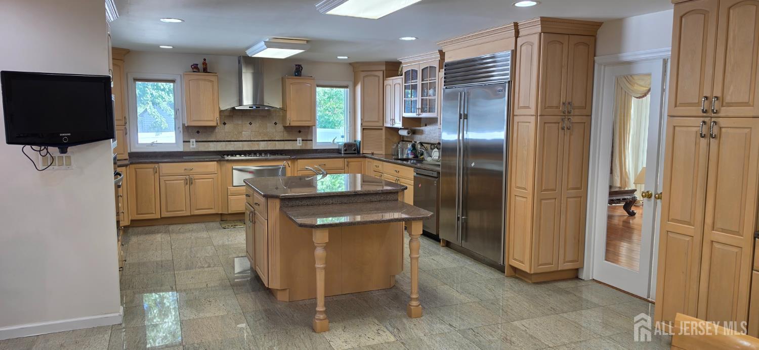 6 Sandra Drive Edison NJ 08820