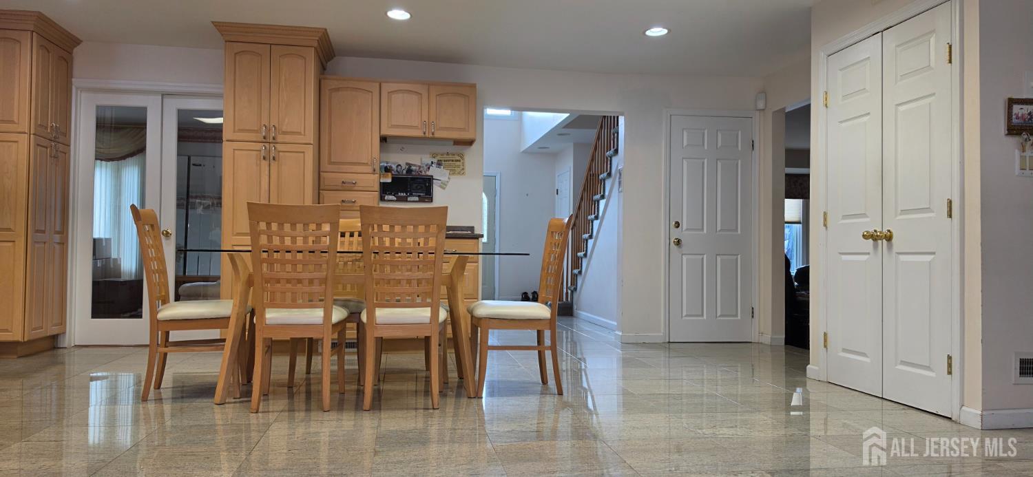 6 Sandra Drive Edison NJ 08820