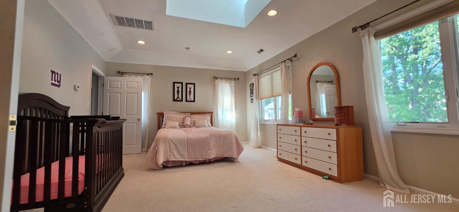 6 Sandra Drive Edison NJ 08820