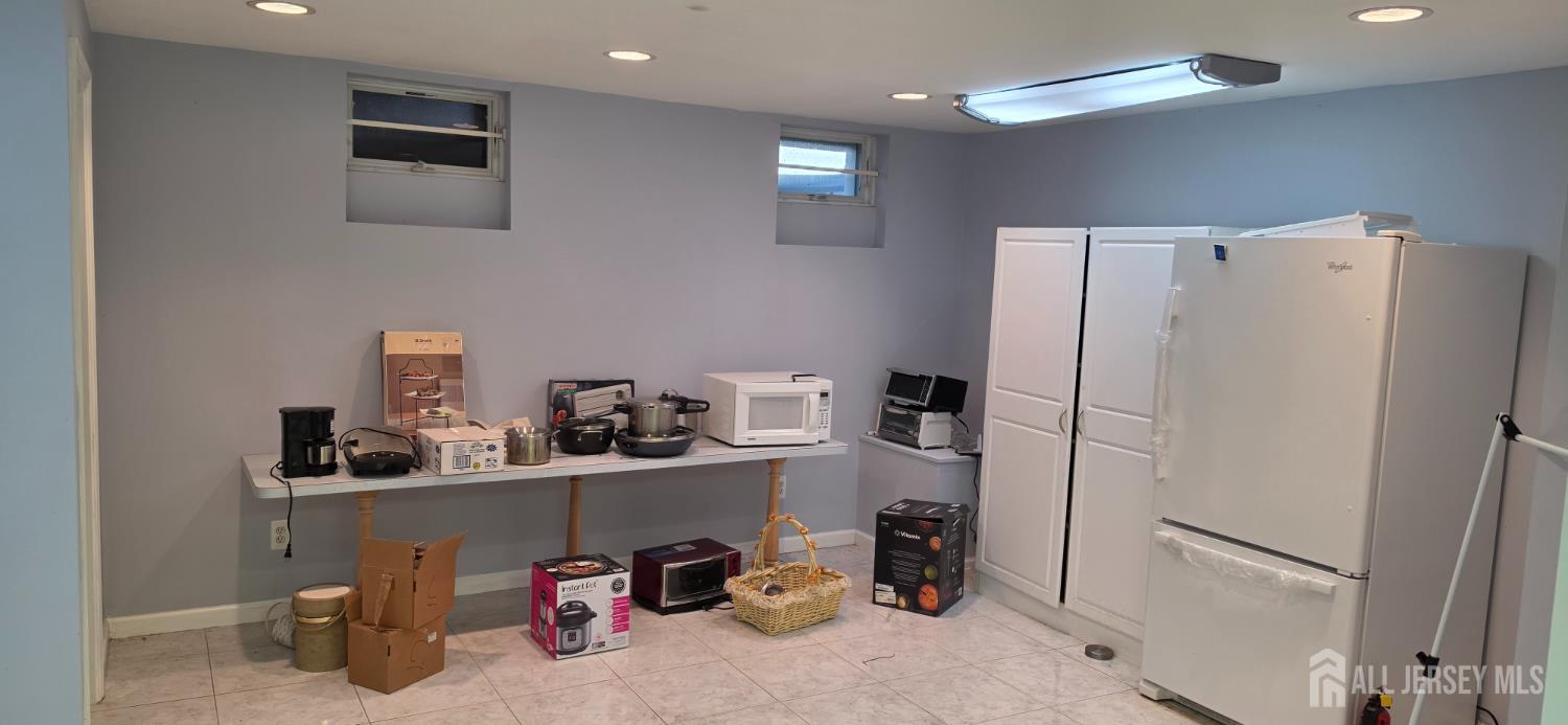 6 Sandra Drive Edison NJ 08820