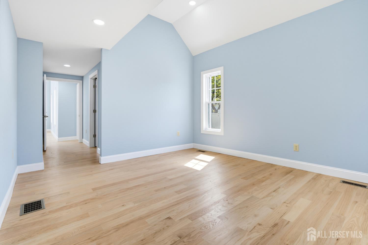 10 Snyder Avenue Sayreville NJ 08872