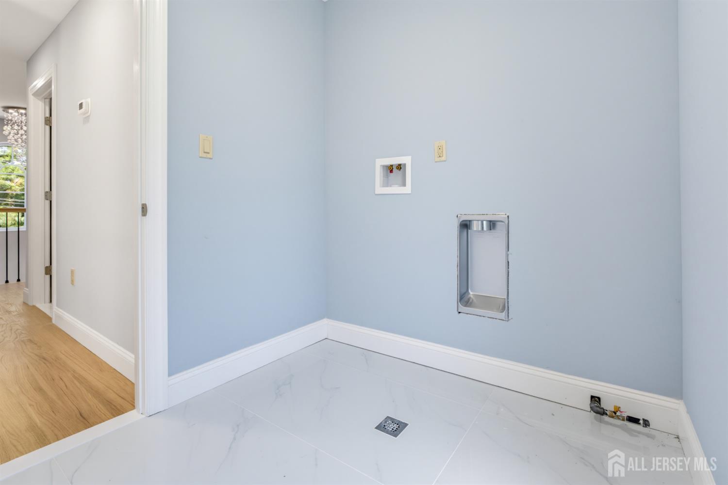 10 Snyder Avenue Sayreville NJ 08872