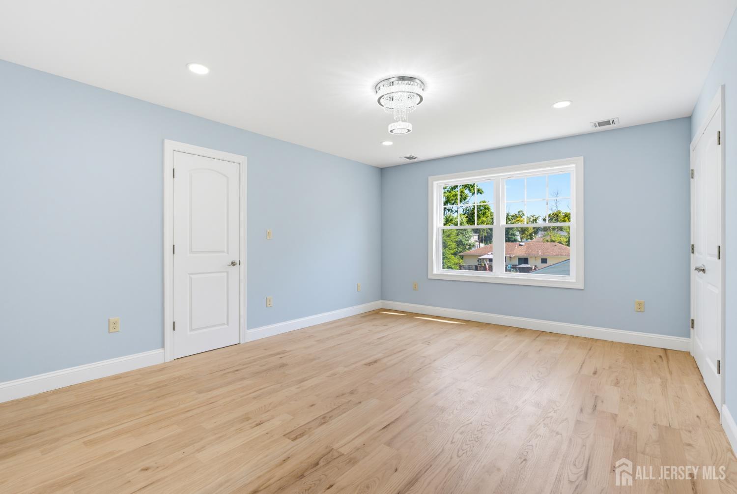 10 Snyder Avenue Sayreville NJ 08872