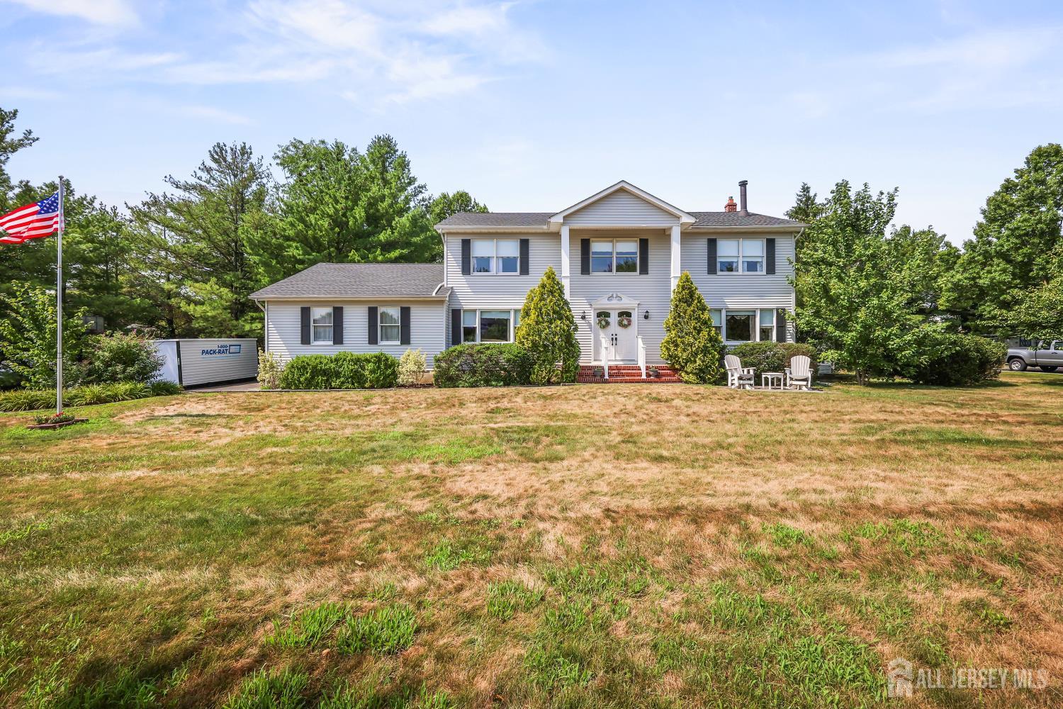 13 Regent Drive Monroe NJ 08831